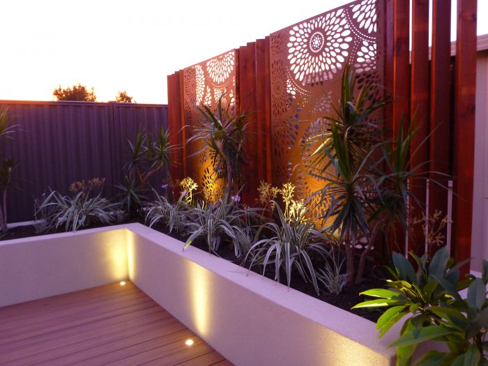 5 Ways to Add Colour to Your Outdoor Space